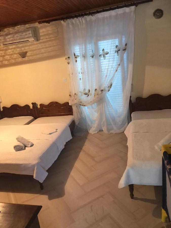 Angela - Zoi Rooms Skiathos Town Exterior photo