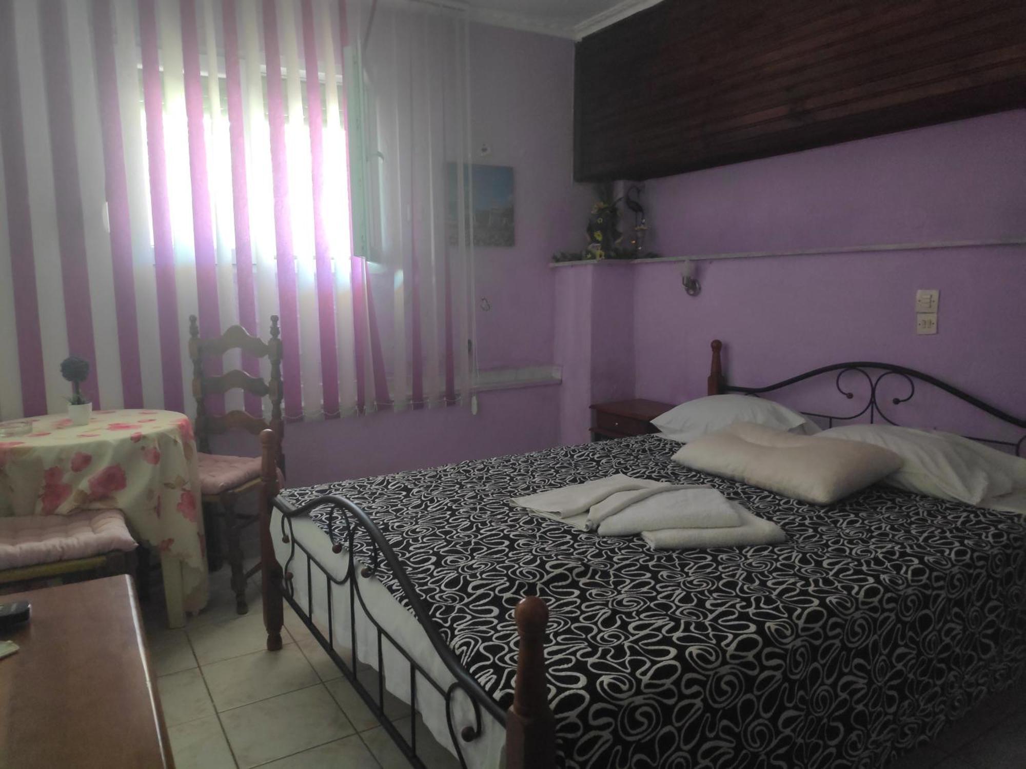 Angela - Zoi Rooms Skiathos Town Room photo